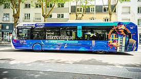 Bus aux couleurs du FIL