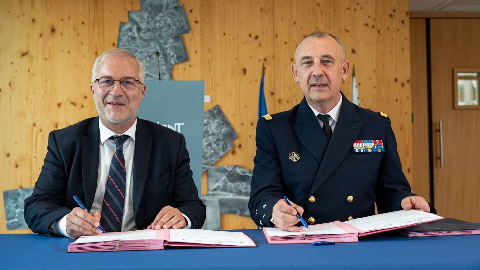 Signature convention partenariat avec Armée