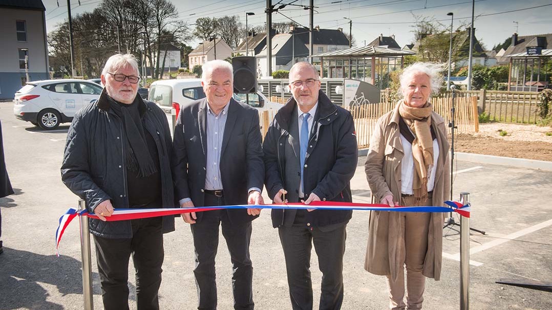 Inauguration parking relais gare Gestel