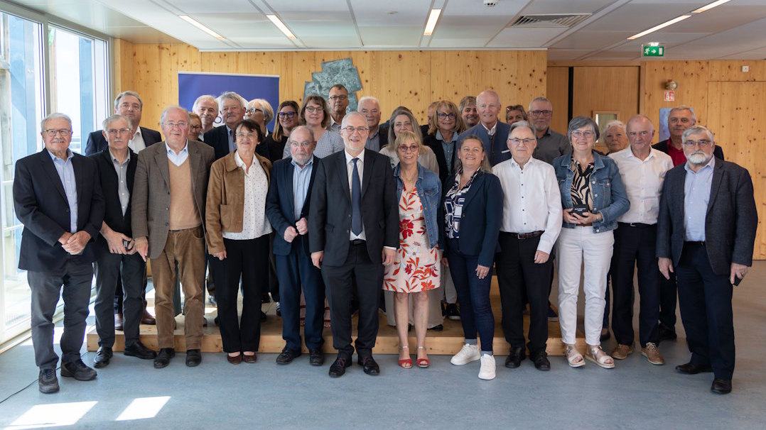 31 anciens élus communautaires médaillés