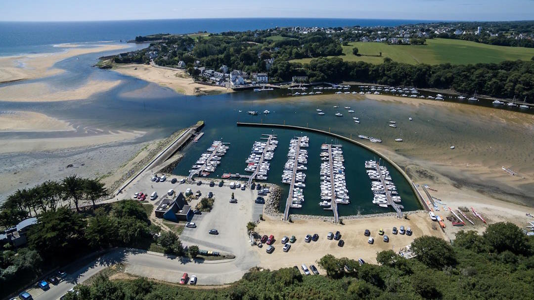 Vue aérienne du Port de plaisance de Guidel