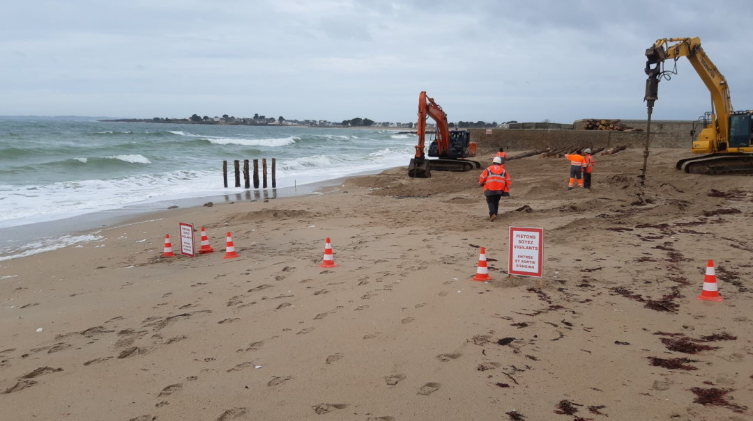 Travaux de protection sur la Grande plage à Gâvres