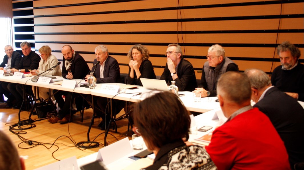 Les élus des Bureaux communautaires et Conseil des maires de Lorient Agglomération et Quimperlé Communauté réunis à Guidel