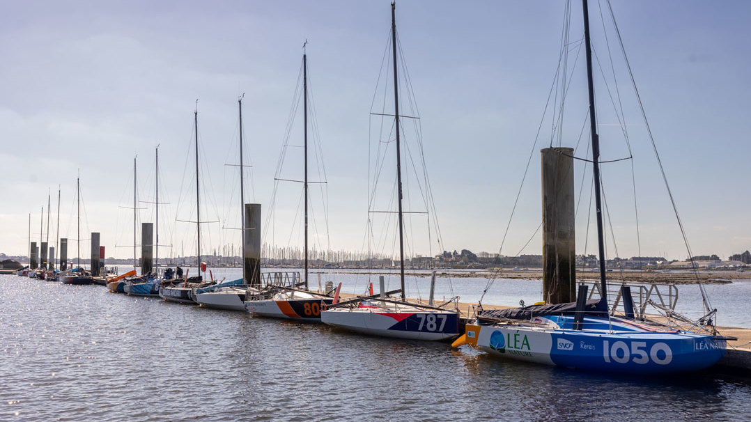 Minis 650 aux pontons de Lorient La Base