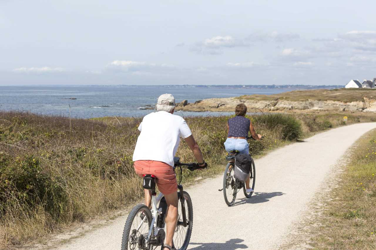 Piste pour piétons et vélos le long du littoral entre Guidel et Ploemeur