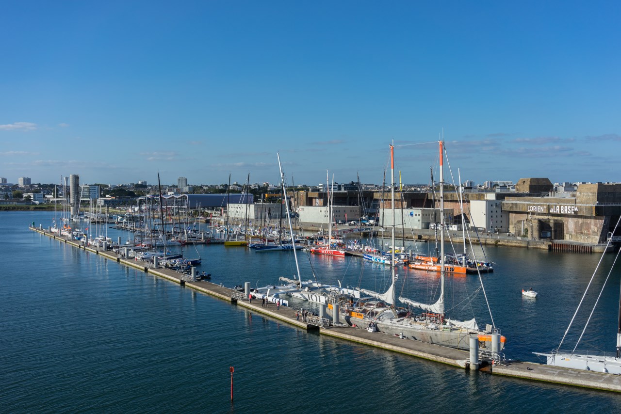 Vue aérienne du pôle course au large de Lorient La Base